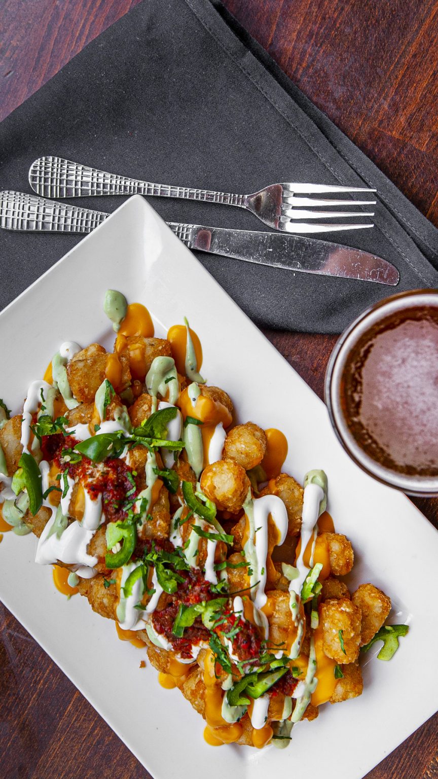 Outdoor Fresno Dining The Point Patio Bar and Bistro